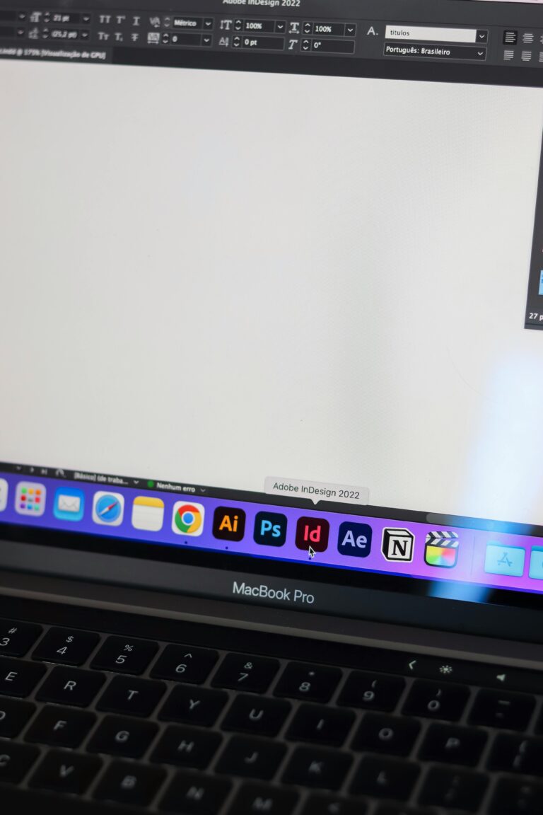 adobe-grafikdesign-bild-macbook